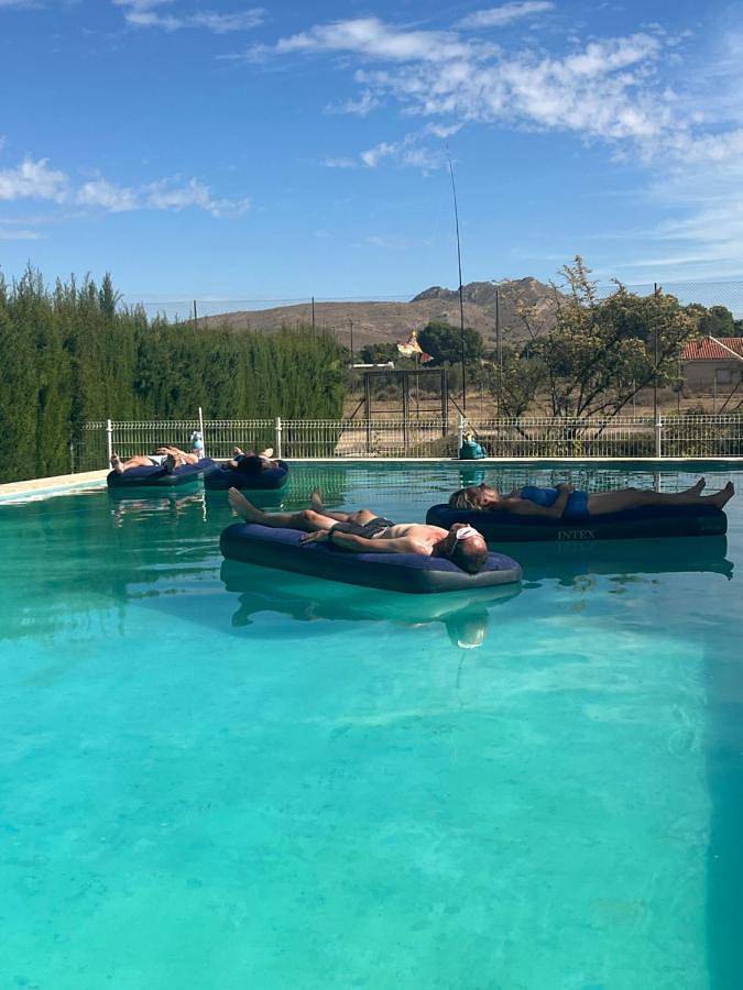 Casa rural para 2 personas, con piscina además de vistas y jardín en Yecla  - 2