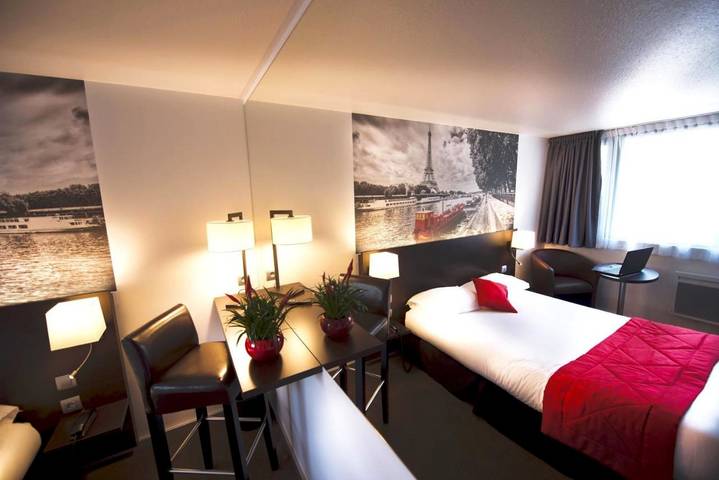 Hôtel pour 2 personnes, avec jardin et terrasse à Plaisir (Yvelines) - 4