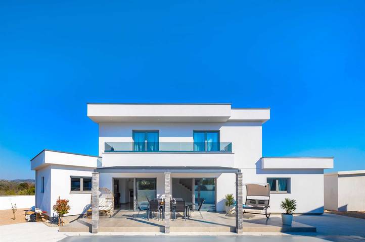Villa pour 10 personnes, avec balcon et piscine à Šibenik - 3