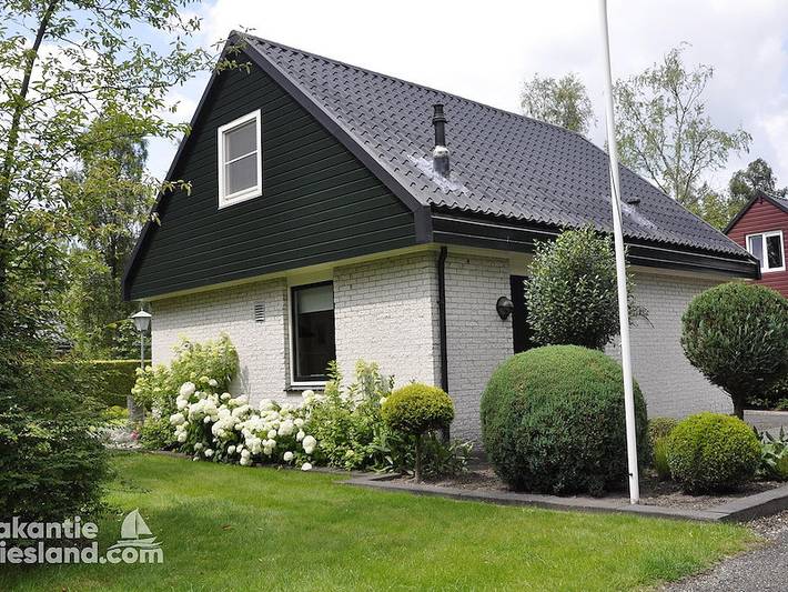 Ferienpark für 6 Personen, mit Terrasse und Balkon/Terrasse in Friesland