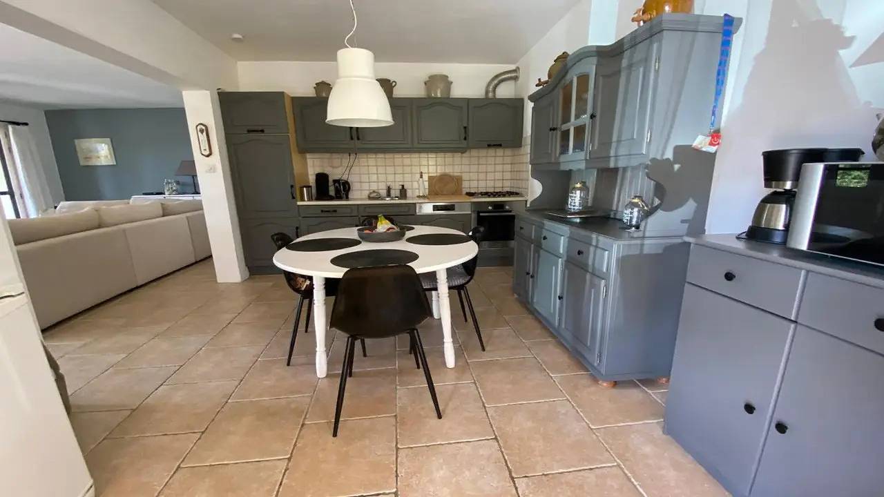 Villa pour 5 personnes avec piscine in Cesseras, Région de Béziers