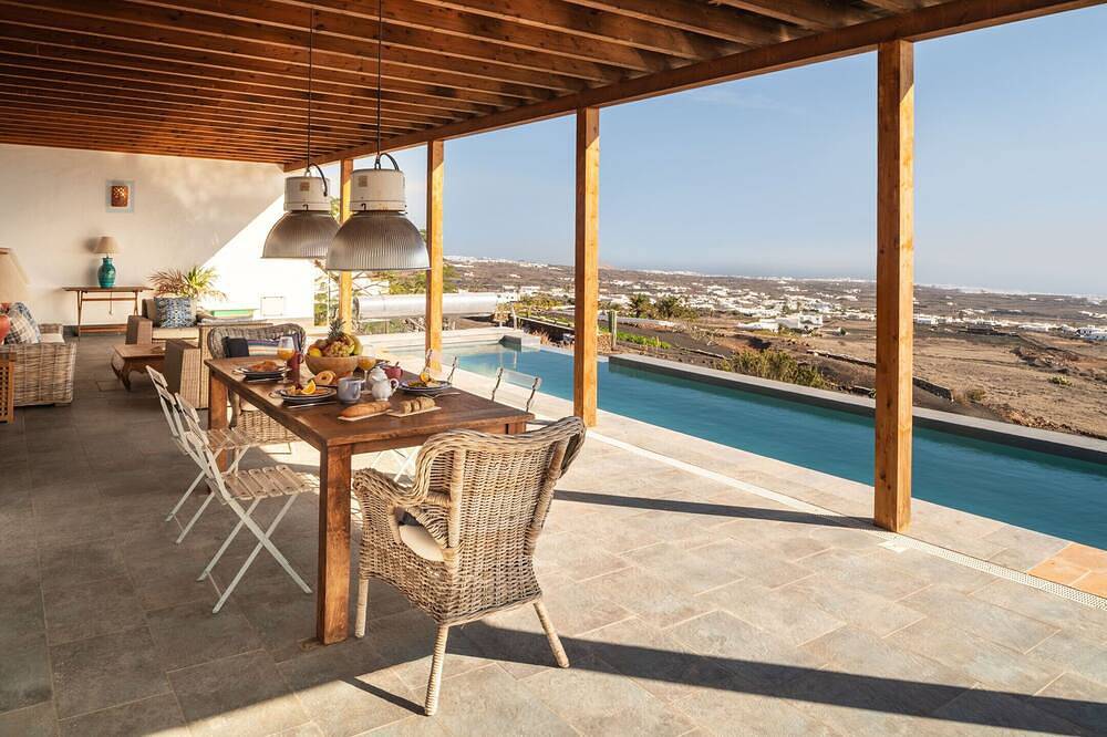 Casa vacanza a Tias a partire da 318€ a notte