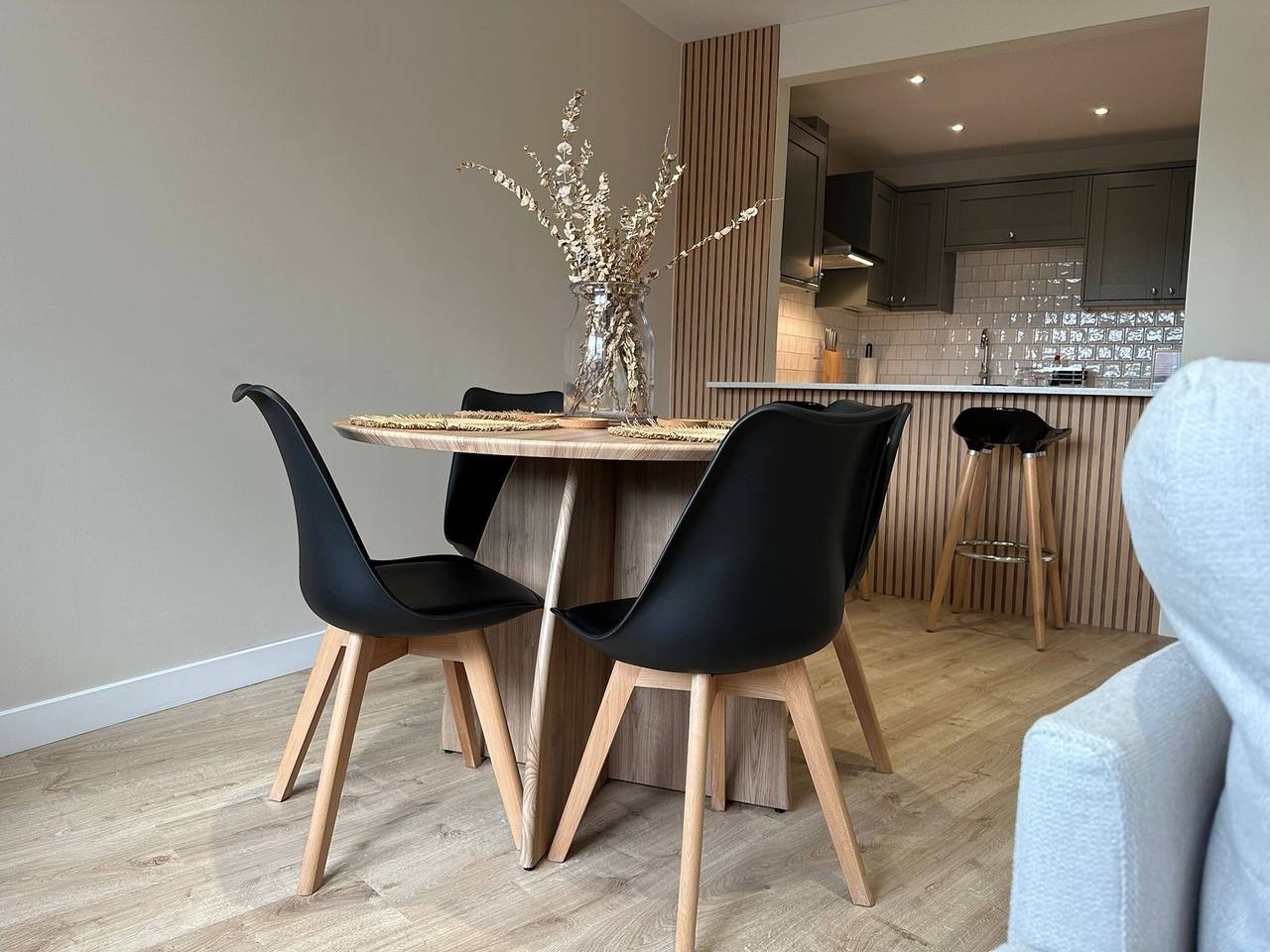 Entire holiday apartment, Edinburgh Charm Apartment near Springfield Lane in Leith, Edinburgh