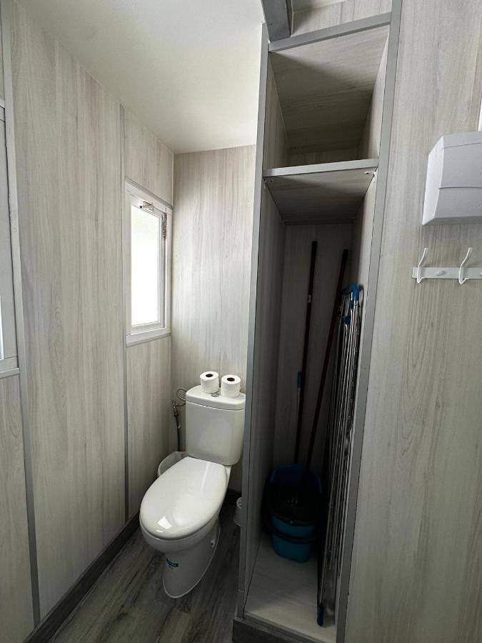 Camping pour 6 personnes, avec piscine et bassin pour enfant ainsi que jardin et sauna sur la Costa del Sol - 2