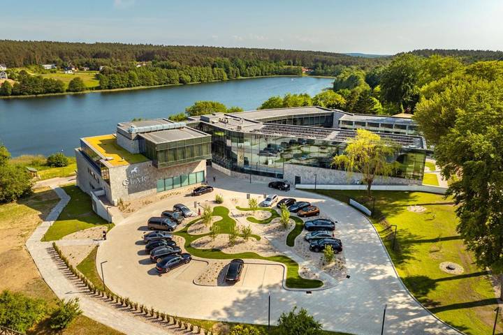 Hotel für 3 Personen, mit Balkon und Terrasse sowie Whirlpool und Kinderpool