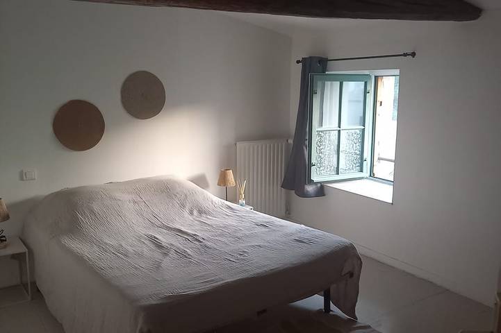 Location de vacances pour 8 personnes, avec jardin et terrasse à Montournais - 2