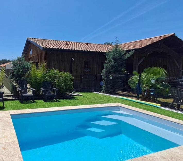 Villa for 8 people, with hot tub and sauna as well as garden and pool - 1