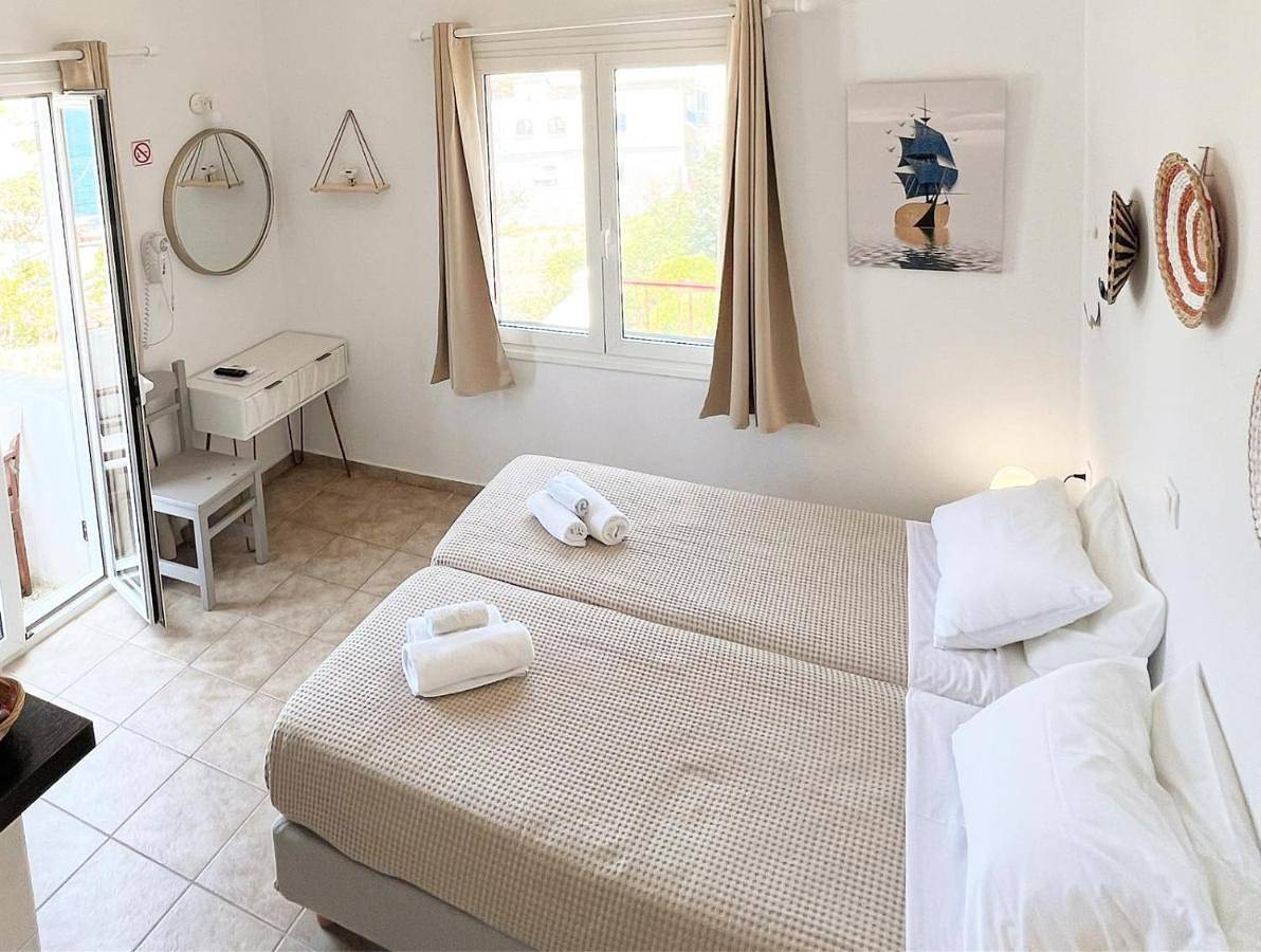 Studio with Garden View (2 Adults) in Katapola, Amorgos