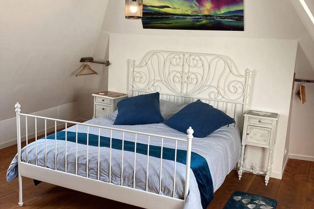 Country bed and breakfast farmhouse in the heart of Aveyron in Le Goul valley. in Saint-Hippolyte (Aveyron), Aveyron