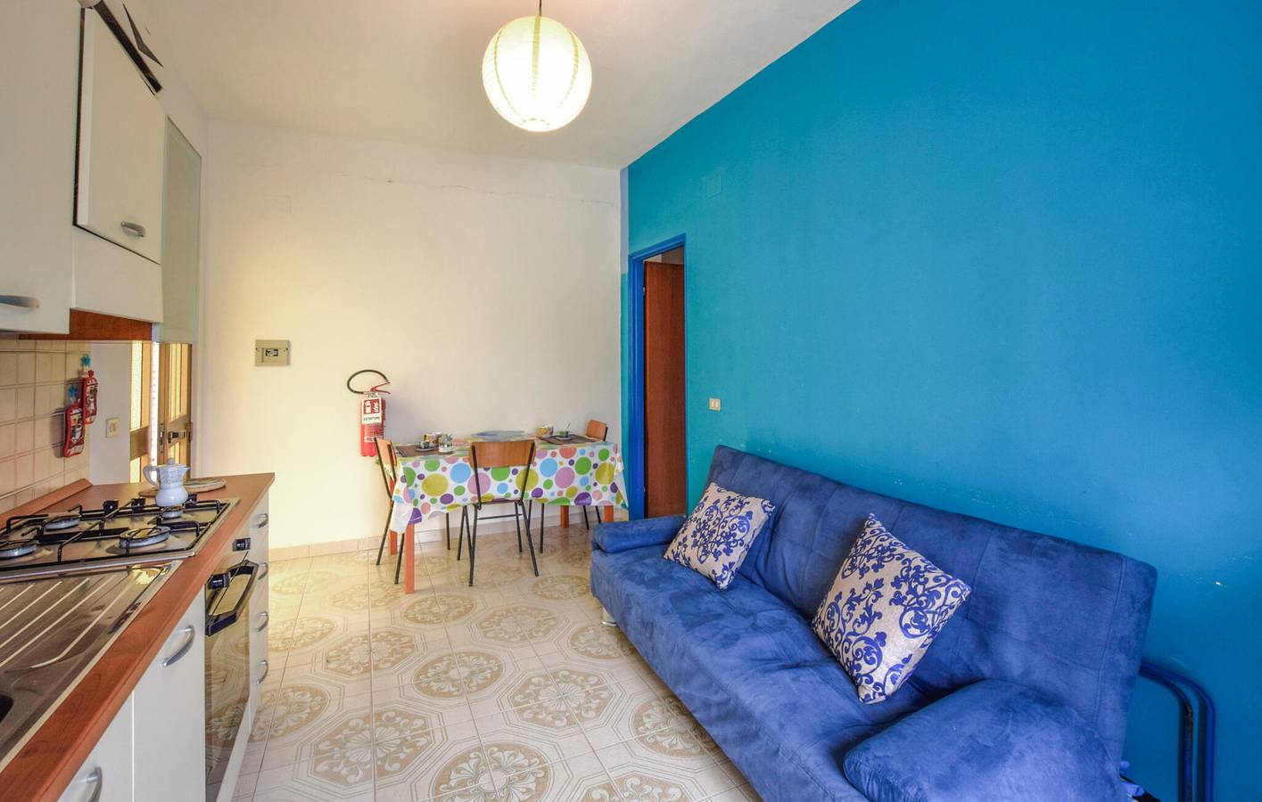 Ganze Ferienwohnung, Gemütliche Strandwohnung mit WLAN, Klimaanlage, Fernseher und Parkplatz in Ferruzzano, Ionische Küste Kalabrien