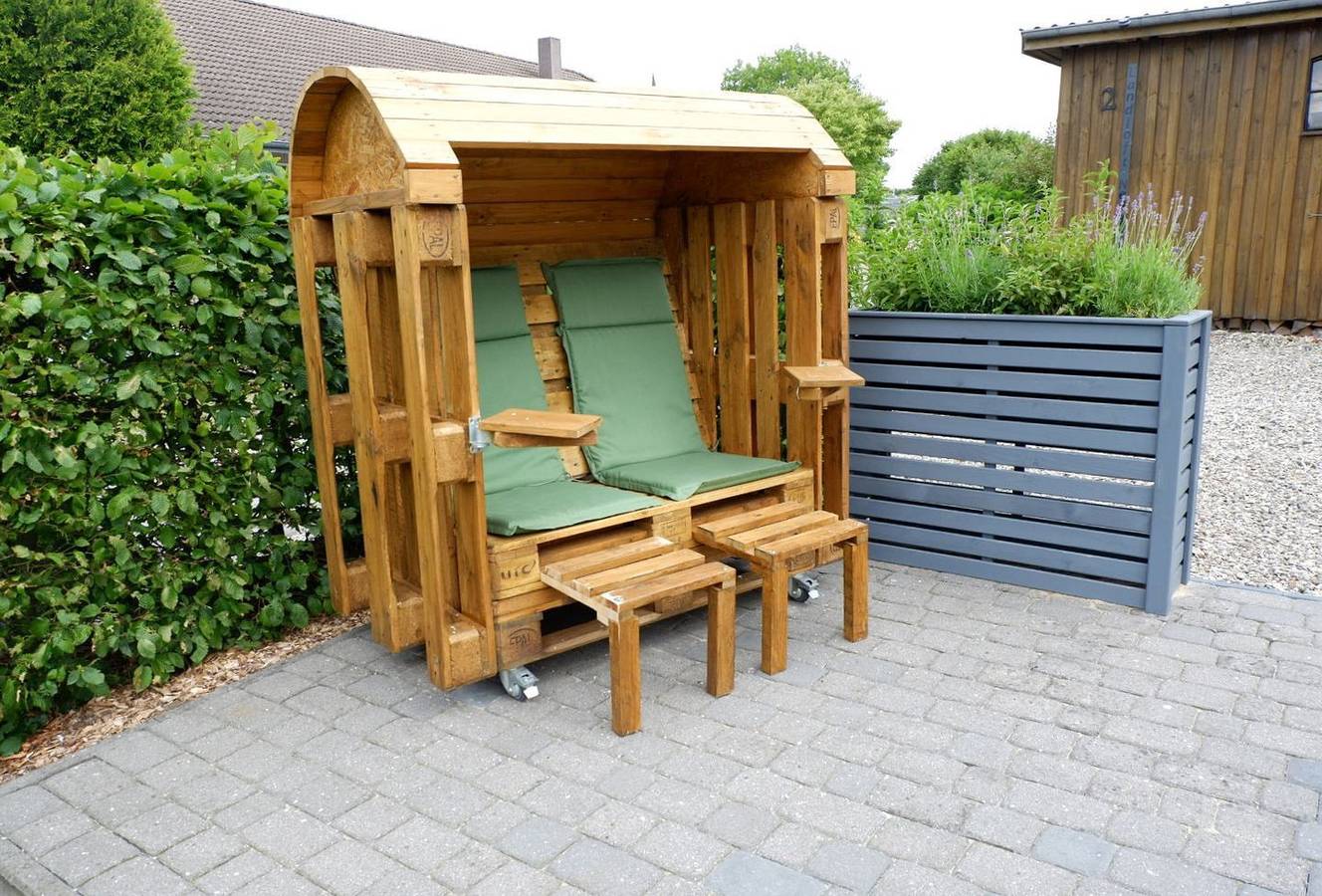 Ganze Wohnung, Großzügige & charmante Dachgeschosswohnung in Husby, Schleswig-Flensburg