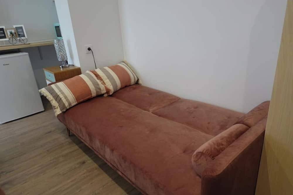 Apartamento entero, Casa Cervera: acogedor estudio con una magnifica ubicación en la bahía de Cádiz. in San Fernando, Costa de la Luz