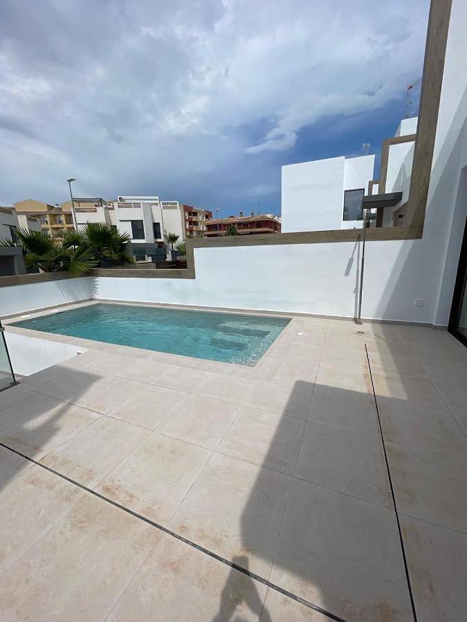 Casa rural para 8 personas, con Balcón y Terraza además de Piscina y Vistas en Benijófar - 2