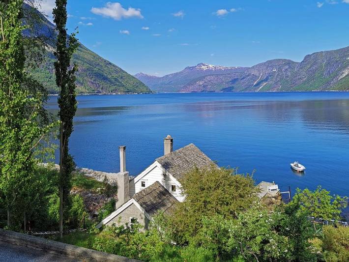 Maison de vacances pour 5 personnes, avec Terrasse ainsi que Jardin et Vue dans Eidfjord