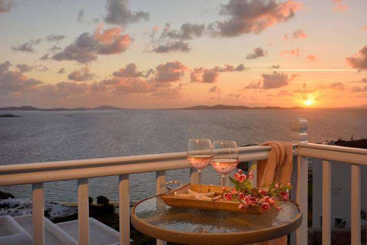 Casa de huéspuedes para 2 personas, con jacuzzi y jardín en Mykonos