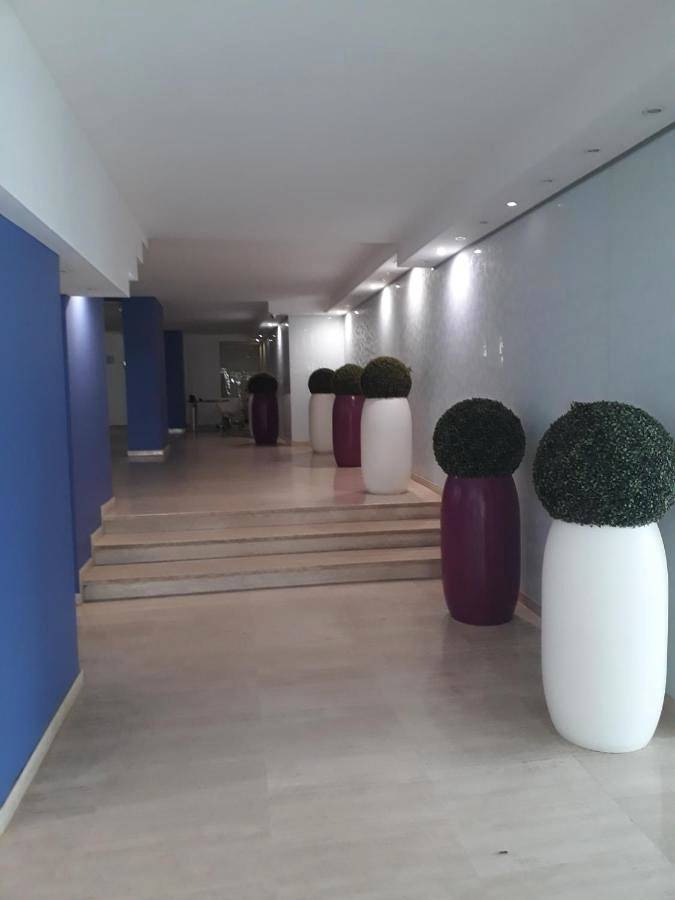 Ganze Wohnung, Fronte Mare-Centrale-Riviera Palace-Giulianova-Apartment-affitti solo da Sabato a Sabato in Venere Mare, Giulianova (Gemeinde)