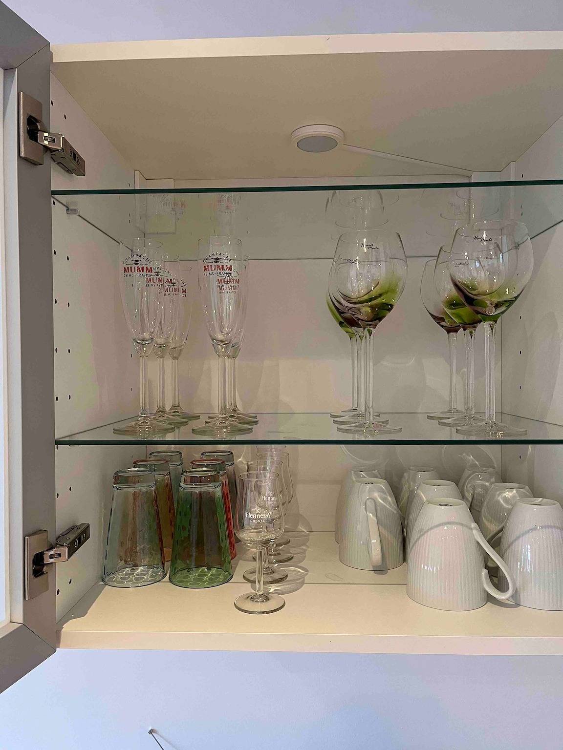 Ganze Wohnung, Gemütliches Apartment mit Meerblick in Hoyvík, Färöer in Färöer