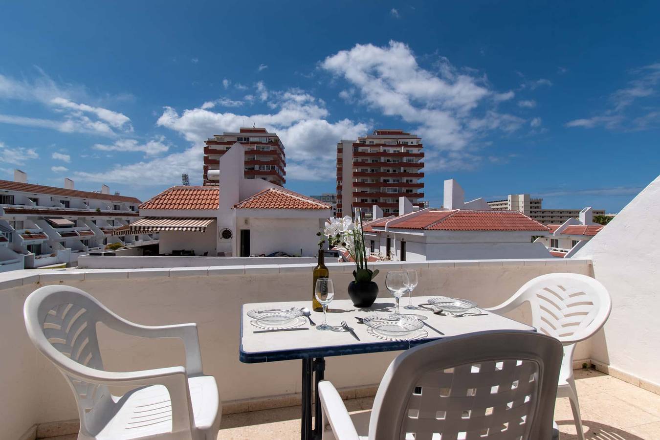 Entire apartment, Las Floritas 20 - Two Bed in Playa de las Américas, Arona