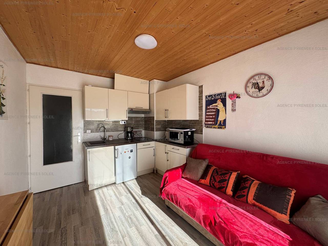 Studio entier, Grand studio/cabine lumineux, proche commerces et pistes in Les Angles, Parc naturel régional des Pyrénées catalanes