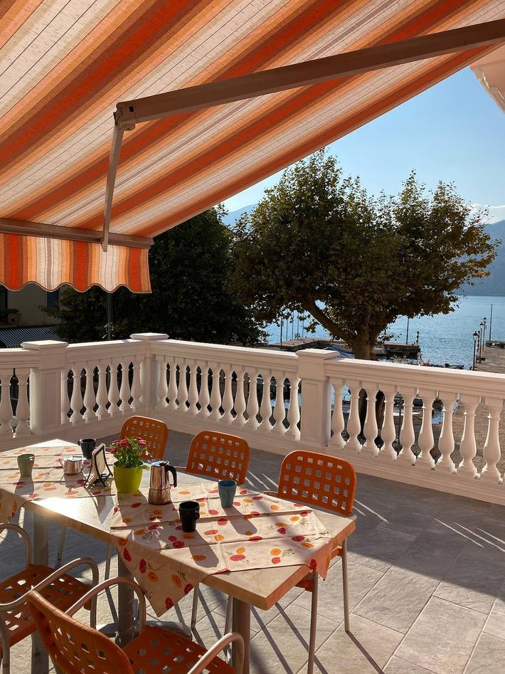 Apartamento para 10 personas, con Vistas al lago en Lago de Garda