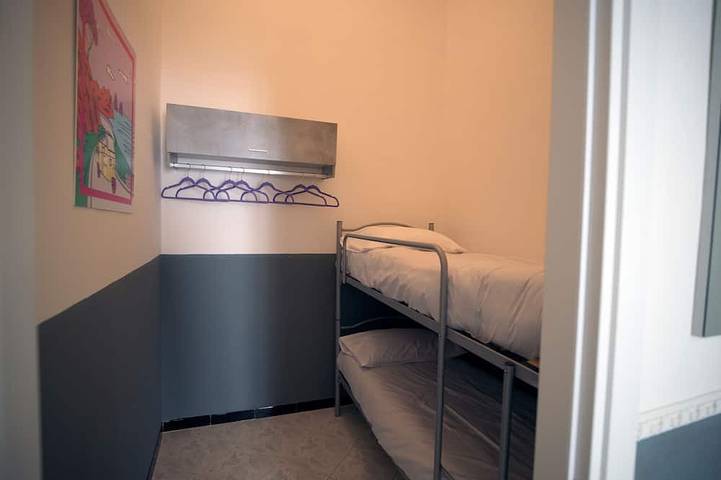 Appartement entier, Market House. in Naples, Province de Naples