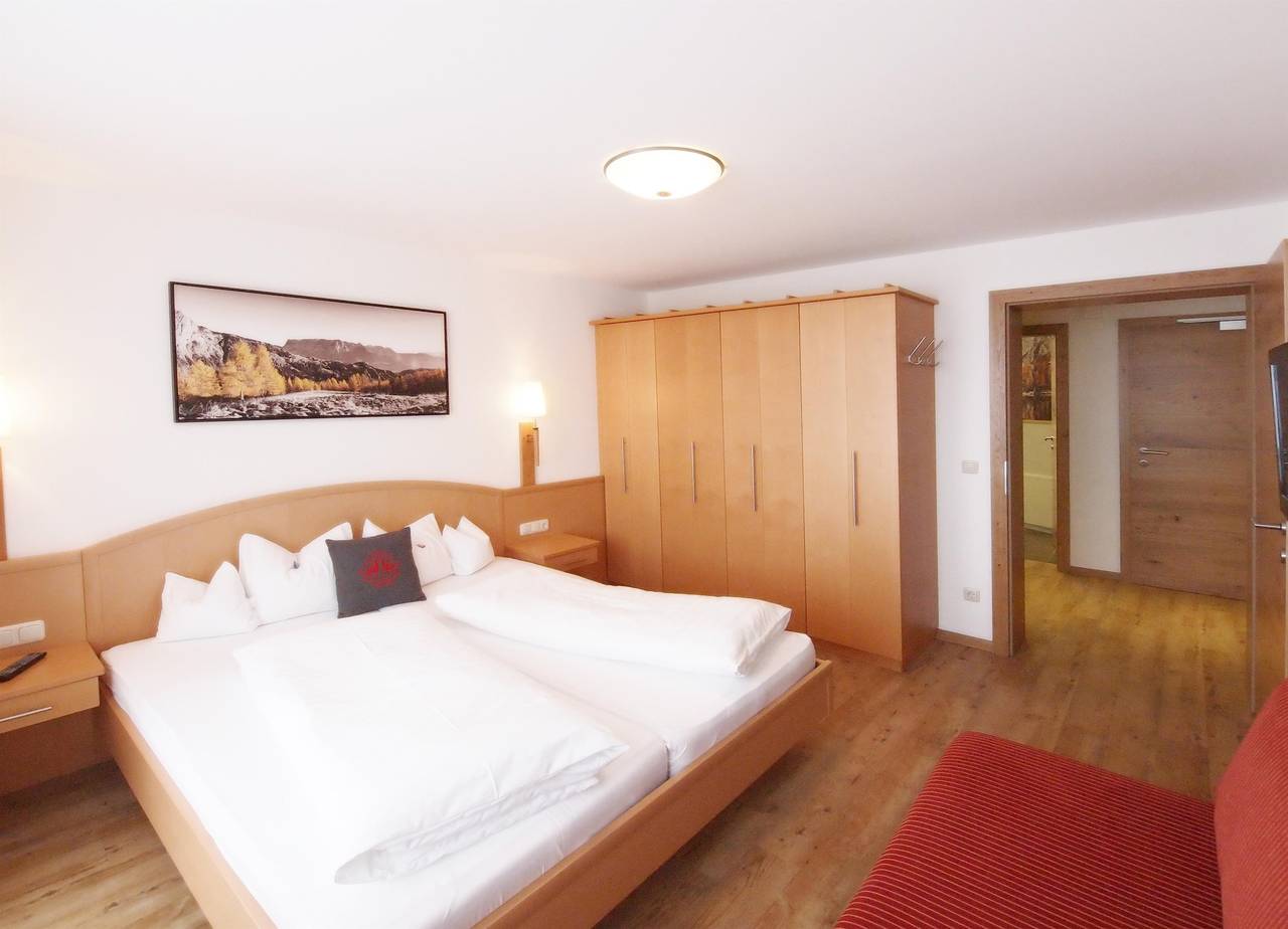 Entire holiday apartment, Appartement Sonnenblick/Fewo, 1 Schlafraum in Abtenau, Tennengau