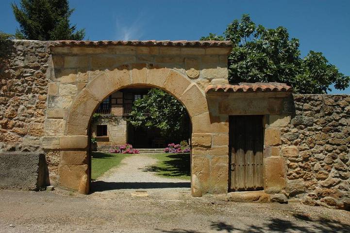 Gîte pour 4 personnes, avec Jardin