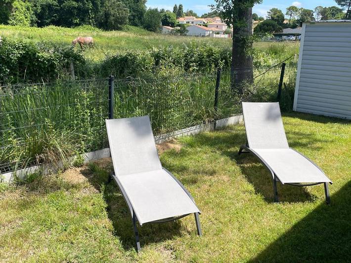 Maison d’hôte pour 4 personnes, avec terrasse ainsi que piscine et jardin à Les Mathes - 4