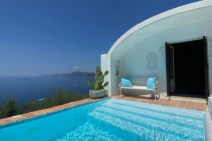 Villa per 8 persone, con piscina e balcone/terrazza nonché vista oceano e sauna in Praiano
