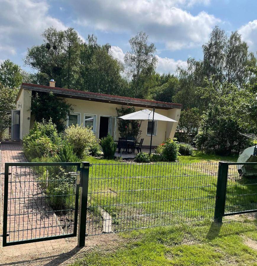 Ferienhaus in Dahmen Terrasse und Grill in Malchiner See, Dahmen