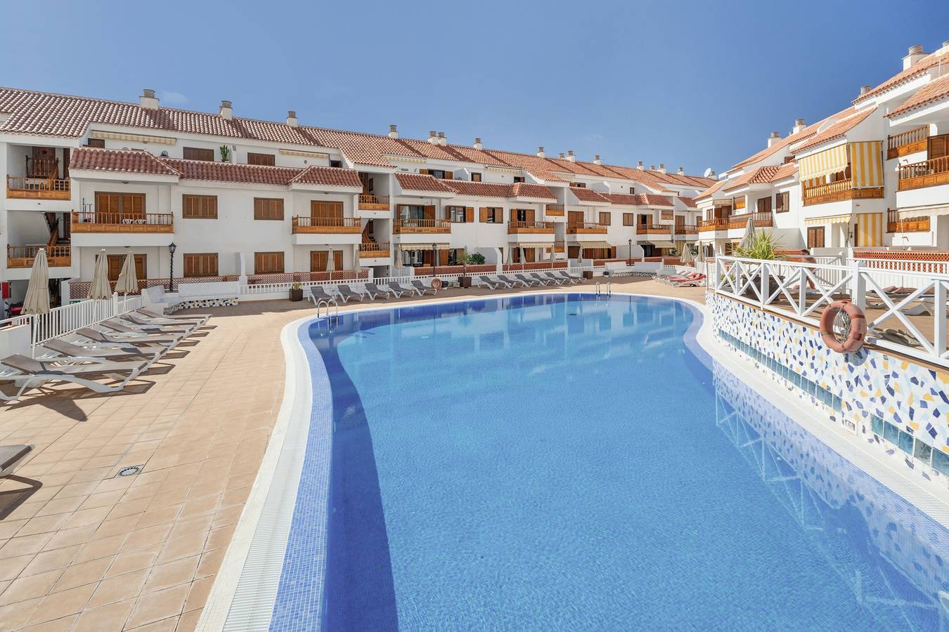 Ático Cardon Beach: Vistas a la montaña, piscina compartida y Wi-Fi in Playa de las Américas, Arona 