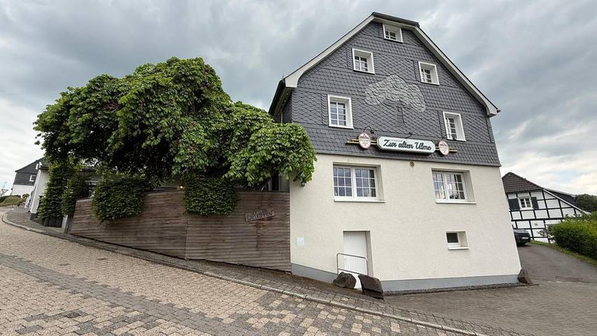 Hotel für 2 Personen, mit Terrasse und Ausblick in Kürten