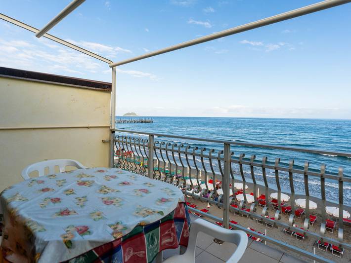 Appartamento vacanze per 5 persone, con balcone - 1