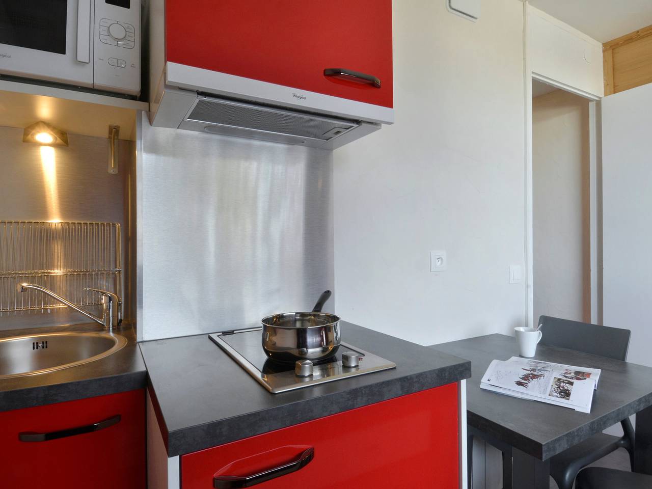 Studio entier, Studio rénové au centre de la station in La Plagne, La Plagne-Tarentaise