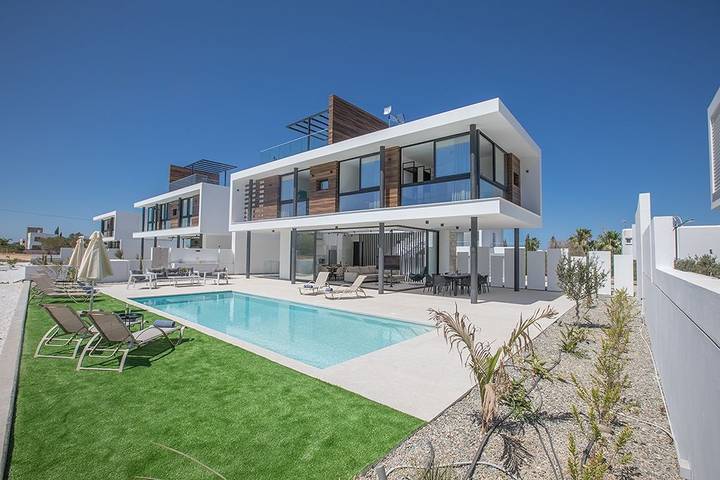 Villa für 11 Personen, mit Balkon/Terrasse auf Zypern