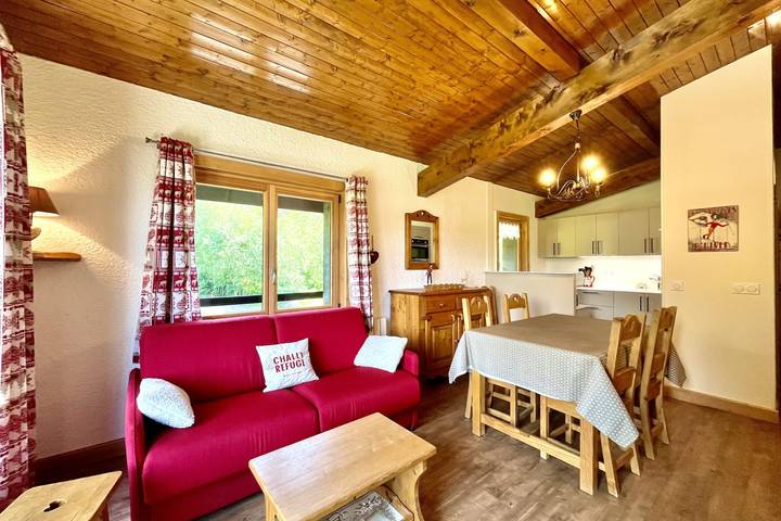 Ganze Wohnung, Ski-in/ski-out apartment with balcony in Combloux in Combloux, Pays du Mont-Blanc
