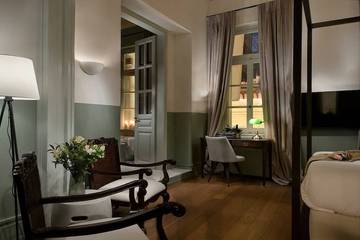 Villa for 2 Guests in Acropolis, Athens Centre, Picture 1