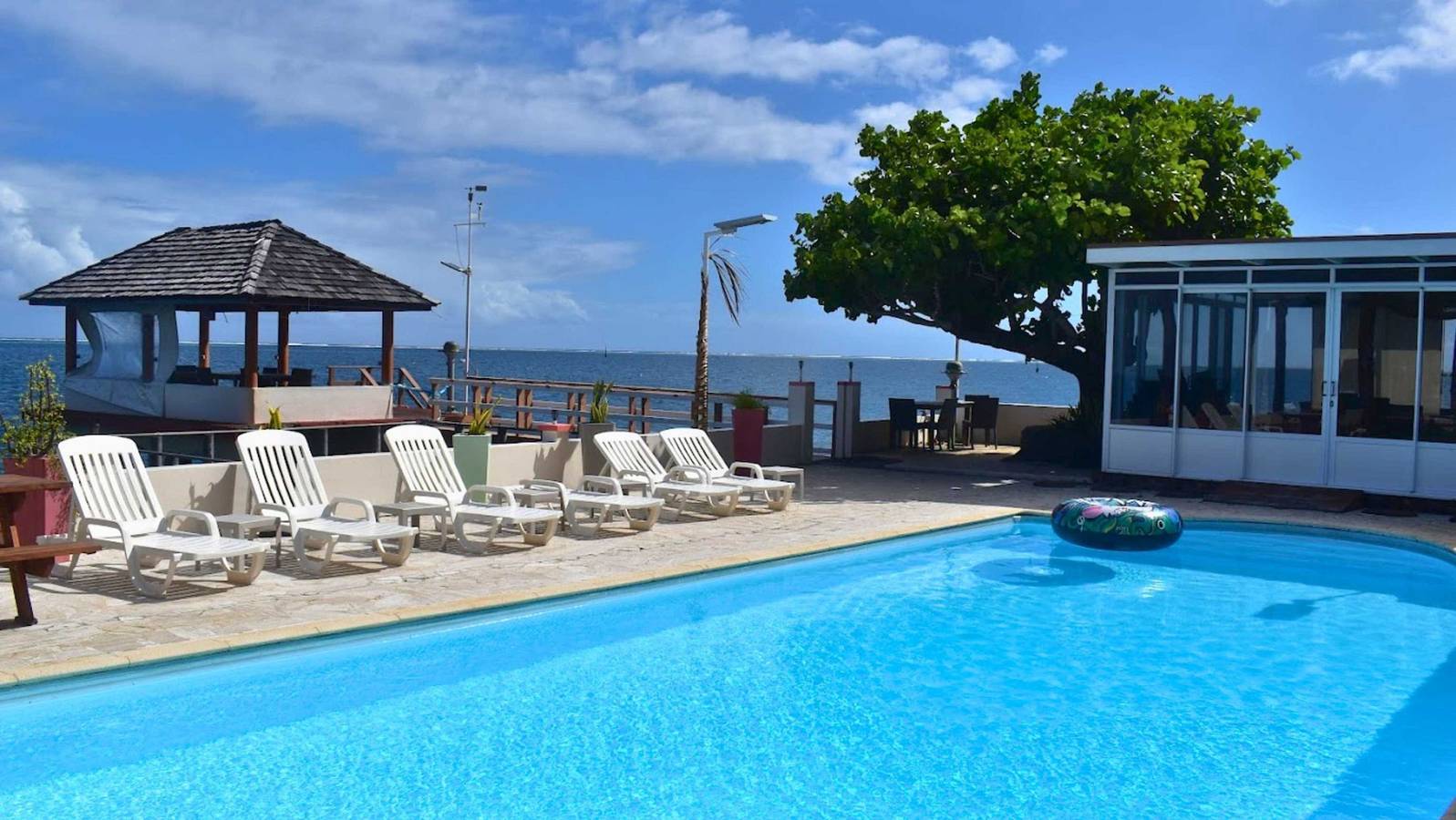 Ganzes Studio, Tahiti - Studio Tiamao Mara Pool View in Papara, Tahiti
