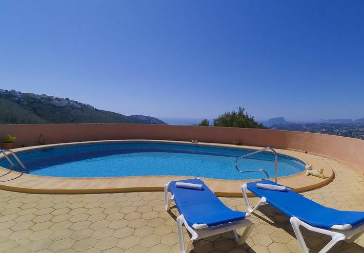 Casa rural para 6 personas, con vistas al mar además de jardín y piscina, Se admiten mascotas en Benitachell - 3