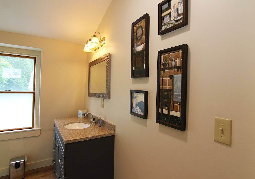 Ganze Wohnung, Renovated downtown Bar Harbor apartment, park and walk to shops and restaurants. in Bar Harbor, Acadia Nationalpark