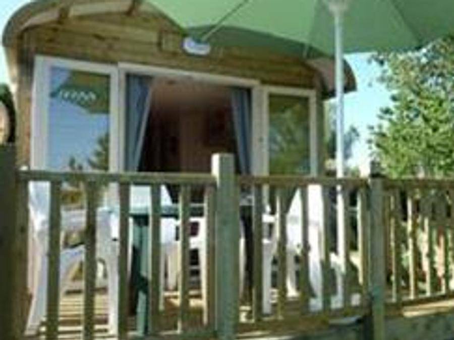Camping Paradis Mer d'Iroise - Insolite 4 personnes - Irm in Plomodiern, Région de Châteaulin