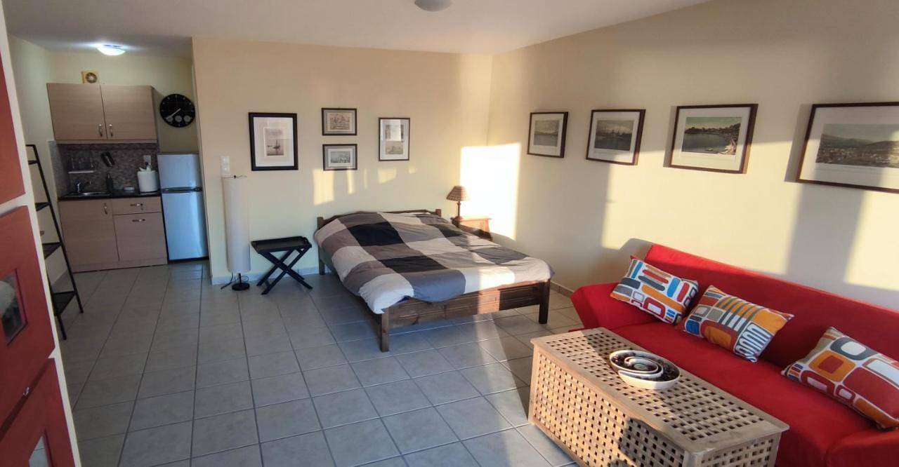 Appartement entier, One-Bedroom Apartment in Perdika, Égine