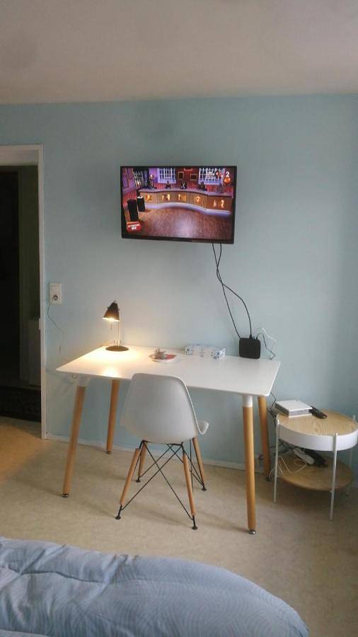 Appartement entier, One-Bedroom Apartment in Arbois (homonymie), Jura Francais