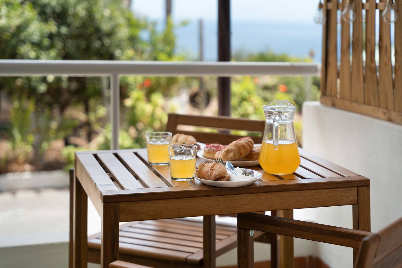 Apartamento entero, Vacaciones 'Beautiful Sea View and Pool Finca 1' con piscina compartida, terraza privada y Wi-Fi in Adeje, Tenerife Sur