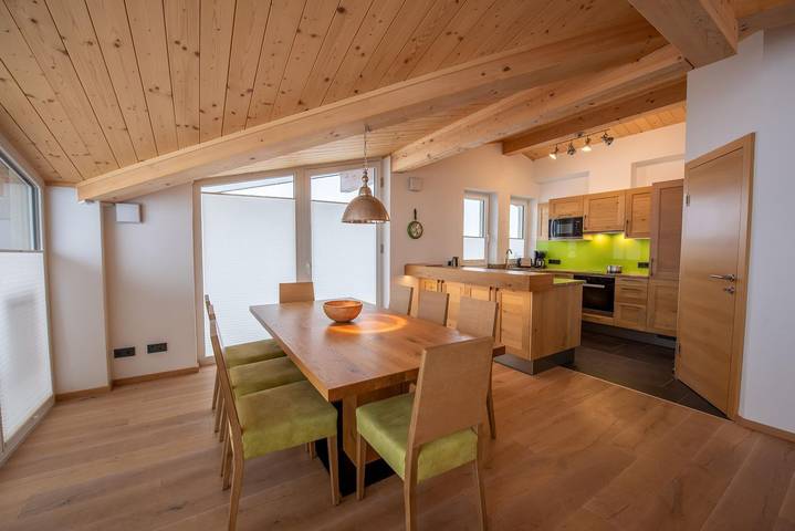 Chalet voor 6 personen, with Balkon and Sauna as well as Uitzicht in Zillertal Arena
