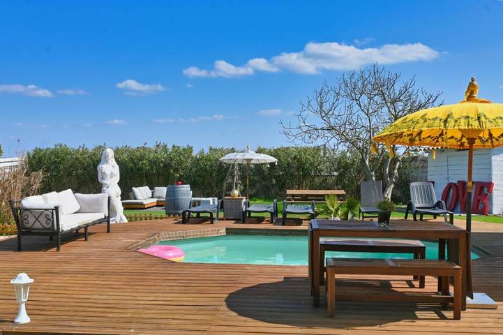 Villa pour 10 personnes, avec jardin ainsi que piscine et jacuzzi au Le Grau-du-Roi - 2