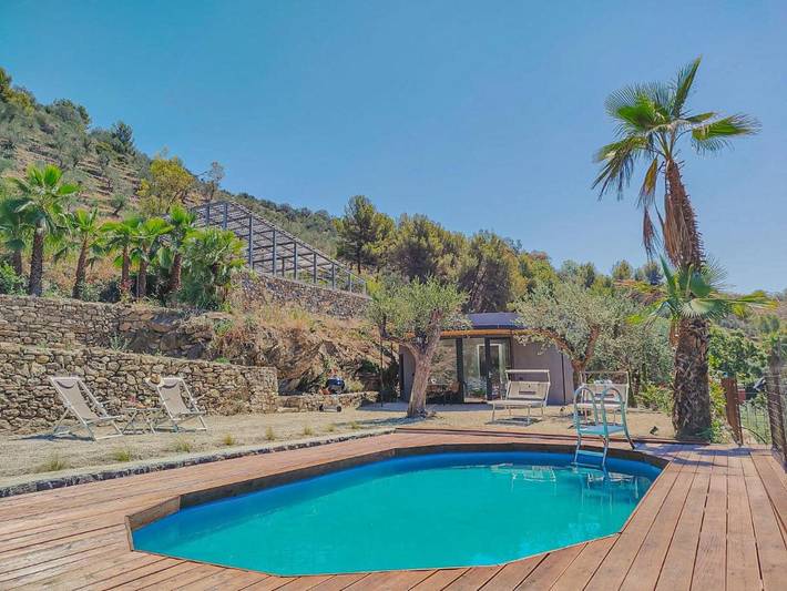 Ferienhaus für 2 Personen, mit Terrasse und Pool