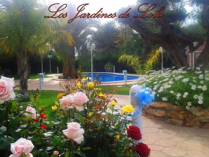 Casa rural con piscina para 8 personas, con Balcón y Terraza además de Jardín y Piscina en Elche