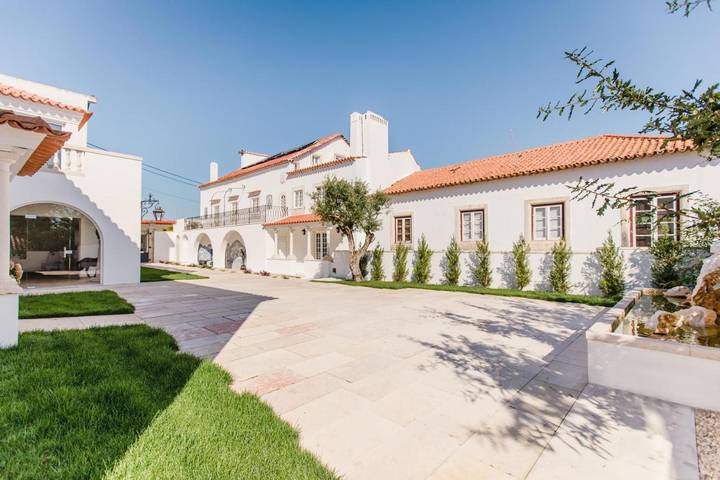 Apartamento de férias para 22 pessoas, com Varanda e Terraço e ainda Jardim and Piscina em Leiria