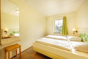 Villa for 6 Guests in Goeree-Overflakkee, North Sea Netherlands, Picture 4